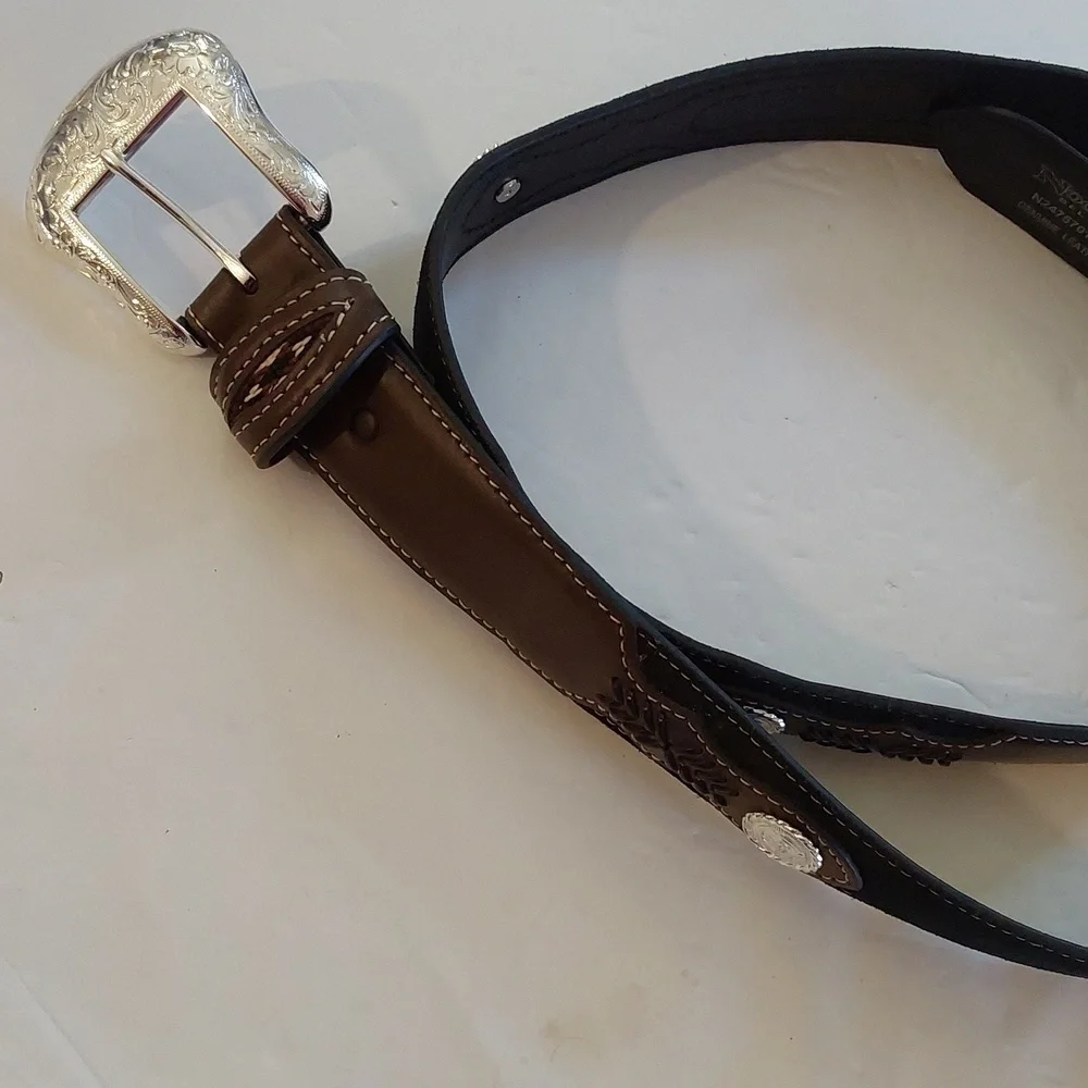 Nocona Mens Black leather belt Silver Buckle/ Conchos Brown inlay Sz.44
